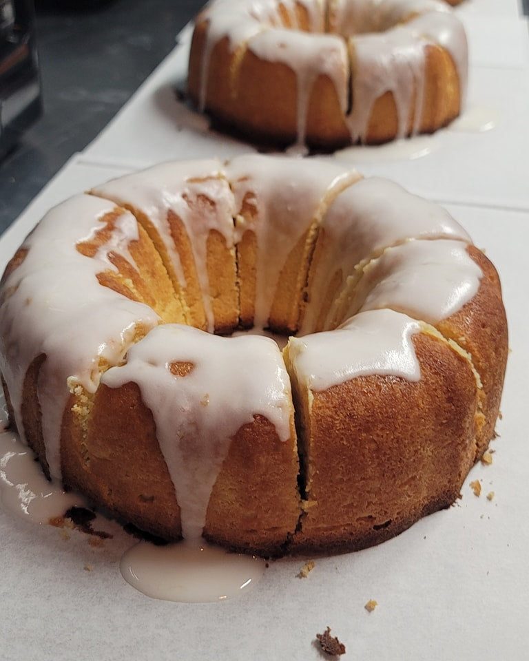 4 Slice Cake Sampler Box